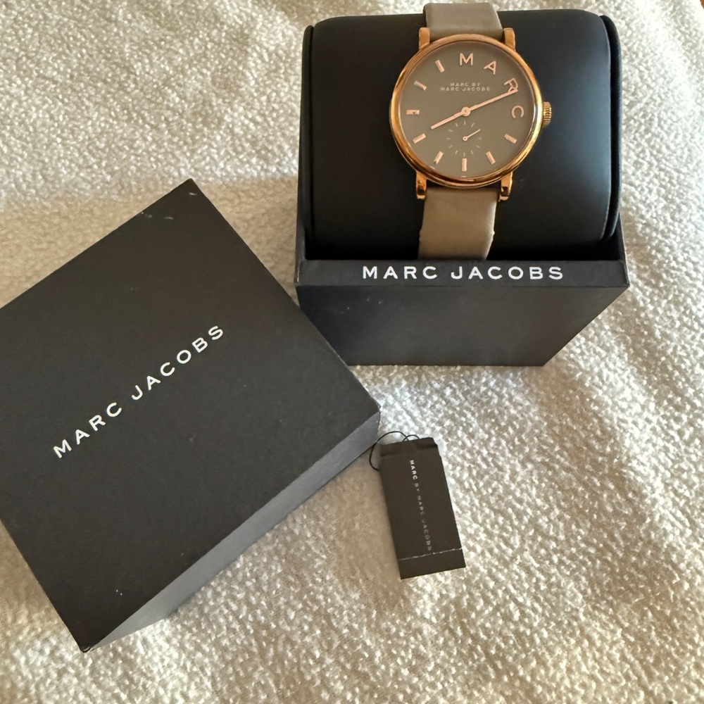 Marc Jacobs Gold and Black Watch